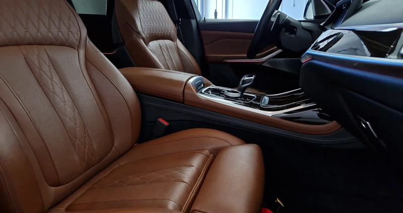 BMW X7 cena 334900 przebieg: 145667, rok produkcji 2020 z Chocz małe 466